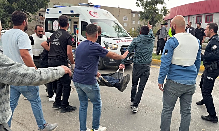 Ayrıntılar Netleşti: Erzurum'da silahlı çatışmada 1'i polis 12 kişi yaralandı, 3 şüpheli yakalanarak gözaltına