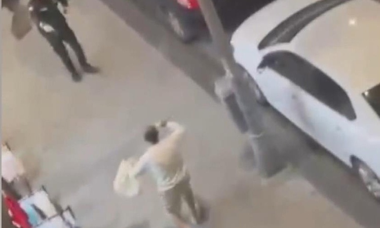 Ayrıntılar Netleşti: Esenler'de polise bıçakla yönelen şüpheli, dur ihtarına uymayınca bacağından vuruldu | İş