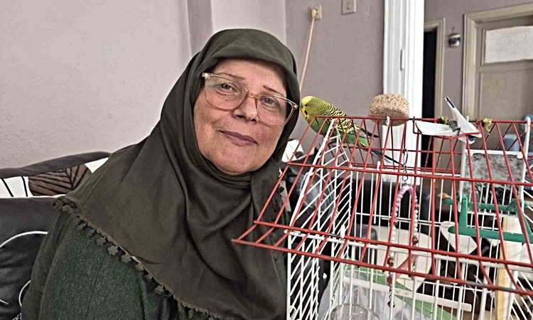 Ayrıntılar Netleşti: Eskişehir'de Fatma Gül Üstfidan, ölümden döndürdüğü Fıstık'la yalnızlığına ortak oldu - S