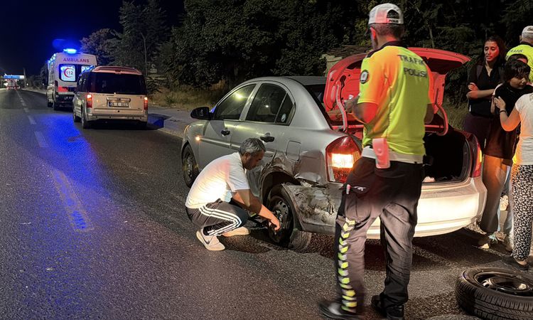 Ayrıntılar Netleşti: Eskişehir'de İki Otomobil Çarpıştı: 1 Yaralı ve Merak Edilenler