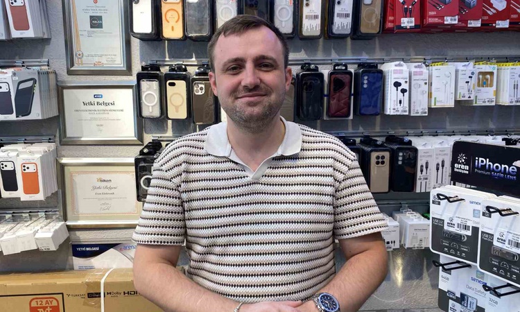 Ayrıntılar Netleşti: Eskişehir telefoncusu Yiğit Aytekin online alışverişte maket telefon riskine uyardı | İşt