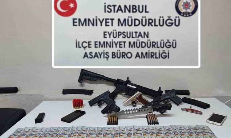 Ayrıntılar Netleşti: Eyüpsultan'da silah ticareti yaptıkları belirlenen 2 şüpheli hakkında tutuklama kararı ve