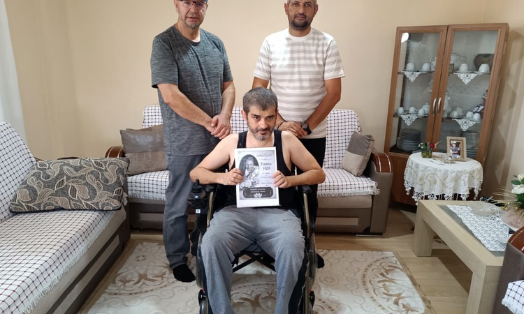 Ayrıntılar Netleşti: Fatma Yiğit'in vasiyetiyle 6 akülü sandalye Antalya'da ihtiyaç sahiplerine verildi: Geliş