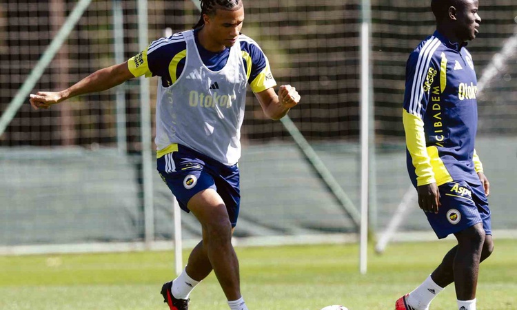 Ayrıntılar Netleşti: Fenerbahçe, Çaykur Rizespor maçı hazırlığını İsmail Kartal yönetiminde sürdürdü ve Merak