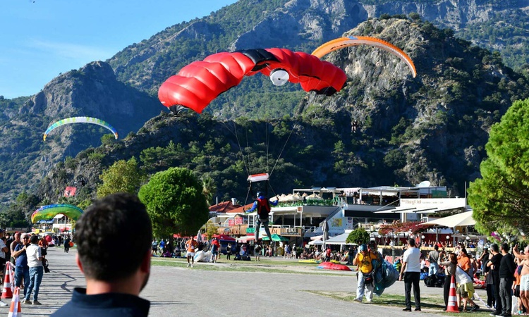 Ayrıntılar Netleşti: Fethiye'de 26'ncı Ölüdeniz Hava Oyunları Festivali törenle resmen start aldı: Gelişmeler