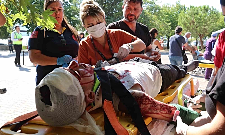 Ayrıntılar Netleşti: Fethiye Devlet Hastanesi’nde deprem tatbikatı gerçeğini aratmadı: Gelişmeler Takip Ediliy