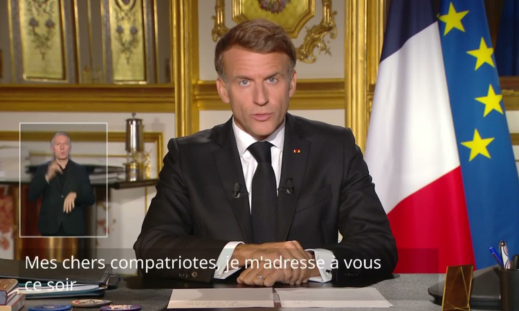 Ayrıntılar Netleşti: Fransa'da Macron gösterilerde şiddeti kınadı, yaklaşık 2 bin 400 kişi yakalanarak gözaltı