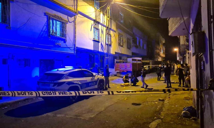 Ayrıntılar Netleşti: Gaziantep Nizip'te ailelerin karıştığı silahlı kavgada 1 kişi öldü, 4 kişi yaralandı | İş