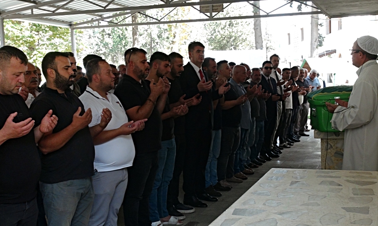 Ayrıntılar Netleşti: Gaziantep'te eşinin tüfekli saldırısında ölen 3 çocuk annesi Kilis'te defnedildi: Gelişme