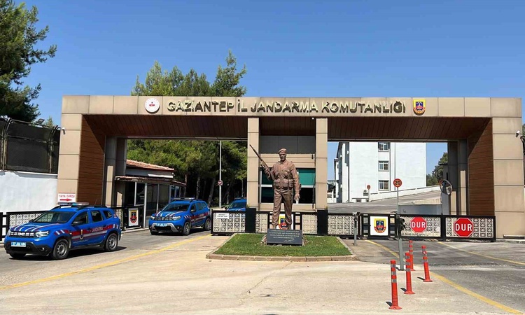 Ayrıntılar Netleşti: Gaziantep'te son bir ayda 21 vatandaşı dolandıran 47 şüpheliden 12'si hakkında tutuklama