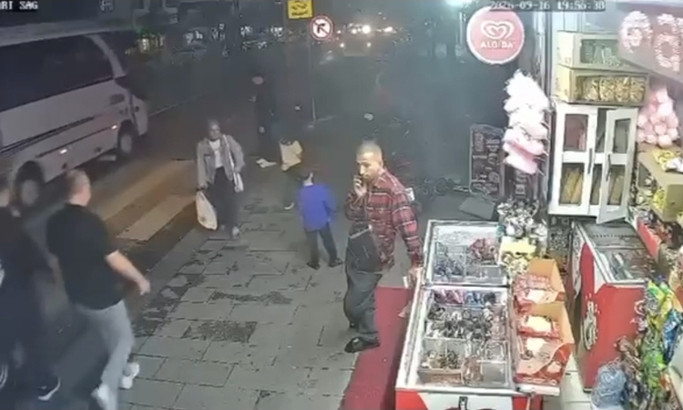 Ayrıntılar Netleşti: Gaziosmanpaşa’da taciz iddiası sonrası çift darbedildi: Gelişmeler Takip Ediliyor