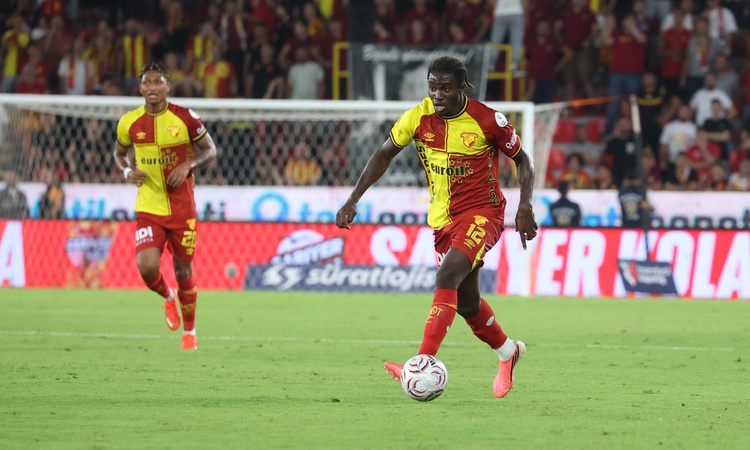 Ayrıntılar Netleşti: Göztepe Çorum FK maçında 3 puan hedefliyor, Akonnor teknik ekibi memnun etti: Gelişmeler