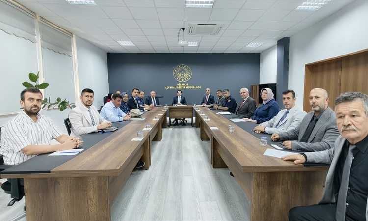 Ayrıntılar Netleşti: Hisarcık'ta okul güvenliği ve koordinasyon toplantısı yapıldı