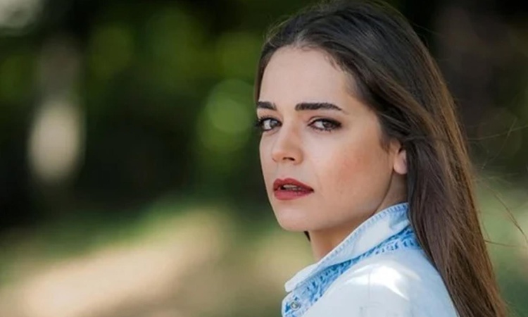 Ayrıntılar Netleşti: İlk kez anne olacak İpek Karapınar doğum için gün sayıyor - Son Dakika Bilgileri