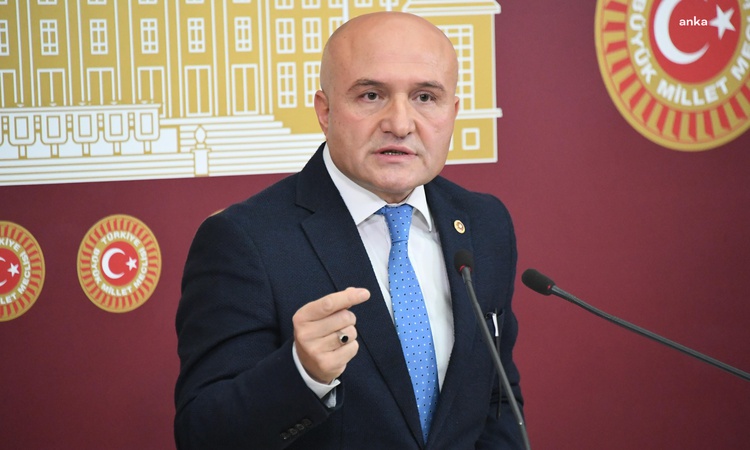Ayrıntılar Netleşti: İYİ Partili Erhan Usta, Anıtkabir görüntüsüne itiraz etti, partide kalacağını söyledi