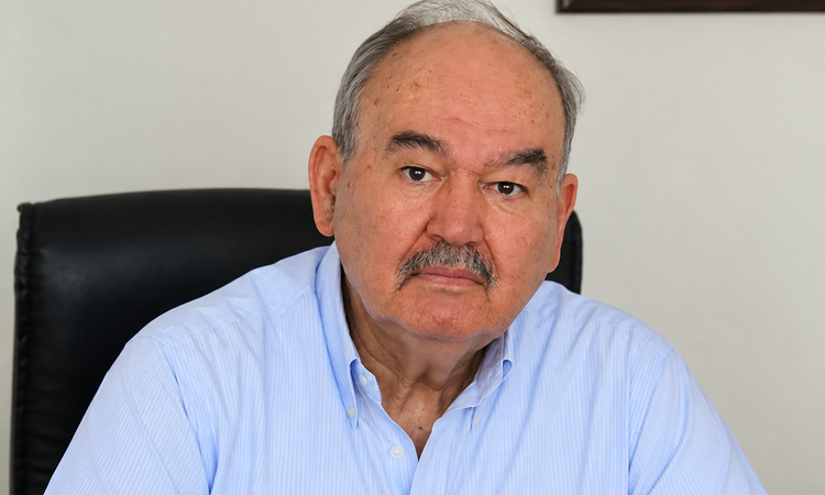 Ayrıntılar Netleşti: İzmir Eski Büyükşehir Belediye Başkanı Dr. Burhan Özfatura yoğun bakımda