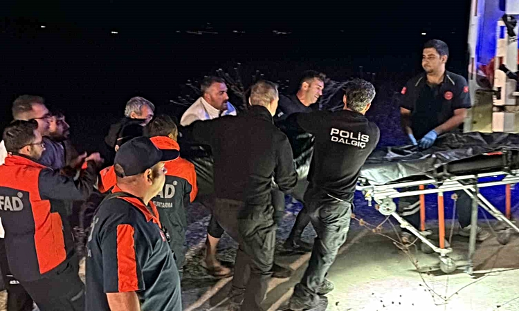 Ayrıntılar Netleşti: İznik Gölü’nde kayıp öğretmenin cansız bedenine ulaşıldı: Gelişmeler Takip Ediliyor