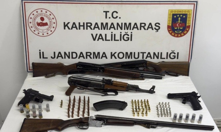 Ayrıntılar Netleşti: Kahramanmaraş ve Şanlıurfa Birecik'te silah operasyonunda 7 şüpheli yakalanarak gözaltına