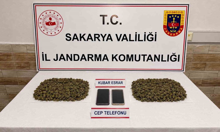 Ayrıntılar Netleşti: Karasu'da operasyonda 3 şüpheli hakkında tutuklama kararı verildi, 1 kilo 487 gram bonzai