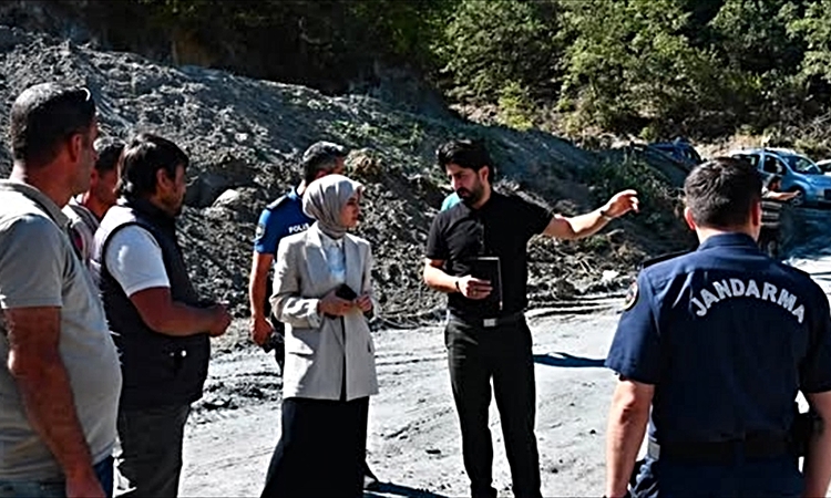 Ayrıntılar Netleşti: Kaymakam Güneş, Sekü köyünde yapılan sulama göletindeki çalışmaları inceledi - Son Dakika