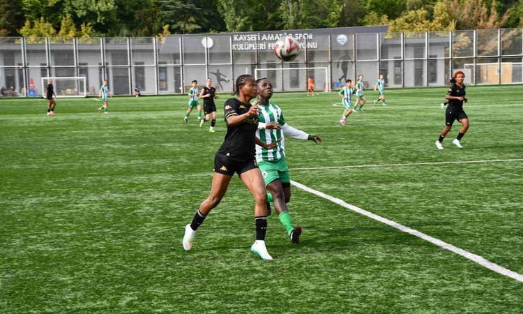 Ayrıntılar Netleşti: Kayseri Kadın FK, Şile Bilgidoğa'yı 7-0 yenerek 5. haftada farklı galibiyet aldı
