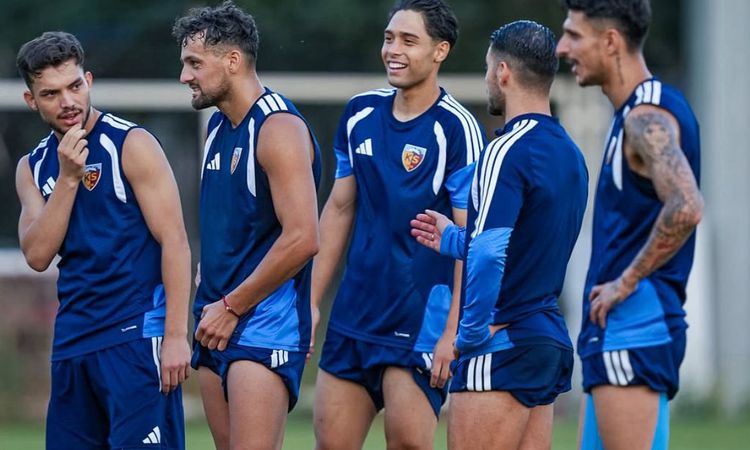 Ayrıntılar Netleşti: Kayserispor Bursaspor Maçı Hazırlıklarını Sürdürüyor: Gelişmeler Takip Ediliyor