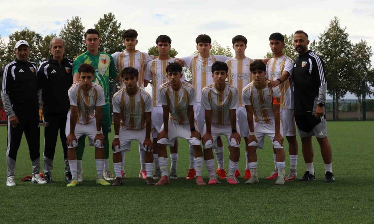 Ayrıntılar Netleşti: Kayserispor U16, Amatör Spor Vefa'yı 19-0 yenerek 3'te 3 yaptı | İşte Tüm Ayrıntılar