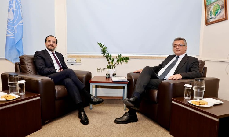Ayrıntılar Netleşti: KKTC Cumhurbaşkanı Erhürman ile GKRY lideri Hristodulidis ara bölgede görüştü: Gelişmeler