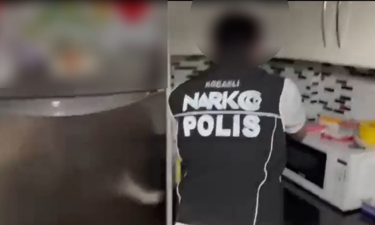 Ayrıntılar Netleşti: Kocaeli'de mutfağa gizlenmiş 725 gram skunk ele geçirildi, 2 şüpheli hakkında tutuklama k
