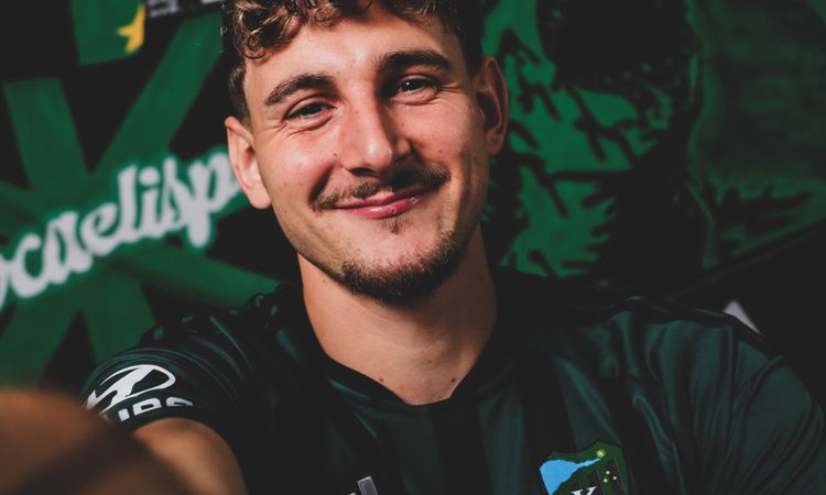 Ayrıntılar Netleşti: Kocaelispor, Matej Maglica'yı Transfer Etti: Gelişmeler Takip Ediliyor