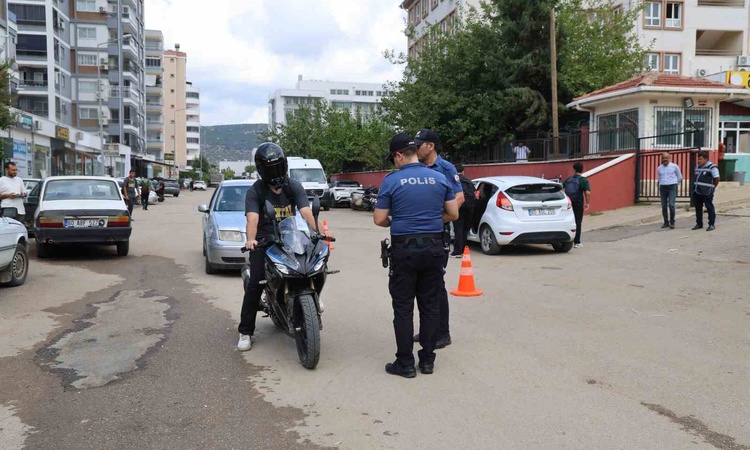 Ayrıntılar Netleşti: Kozan'da okul çevresinde denetimler arttı, motosikletlere şase kontrolü yapılıyor | İşte