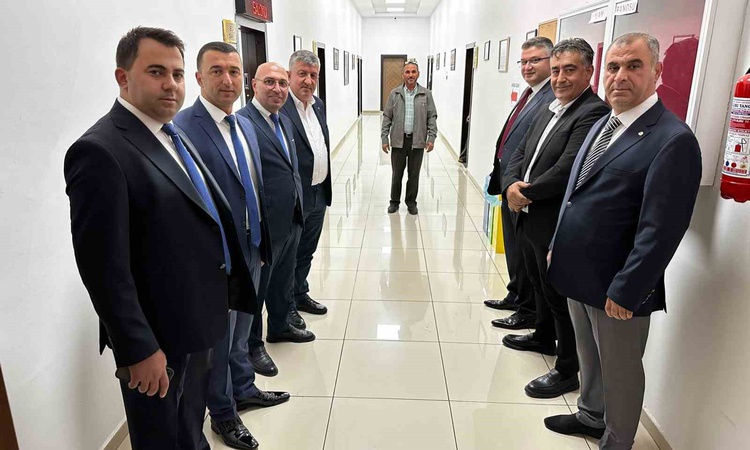 Ayrıntılar Netleşti: Lütfi Bora, Tokat Ticaret Borsası başkanlığına 155 oyla yeniden seçildi ve Merak Edilenle
