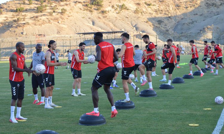 Ayrıntılar Netleşti: Mardin 1969 Spor, Vanspor Maçı Hazırlıklarına resmen start aldı - Son Dakika Bilgileri