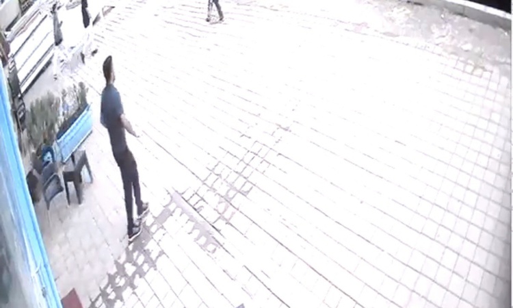 Ayrıntılar Netleşti: Mardin Nusaybin'de otomobil park halindeki araca ve çocuğa çarptı, çocuk yaralandı