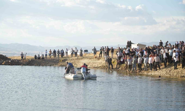 Ayrıntılar Netleşti: Muş’ta gölete giren 13 yaşındaki çocuk yaşamını yitirdi: Gelişmeler Takip Ediliyor