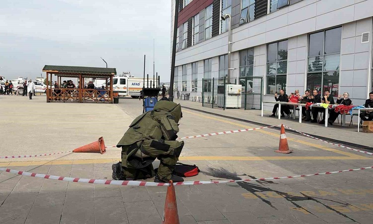 Ayrıntılar Netleşti: Osmaniye'deki hastane tatbikatında patlama senaryosuyla 12 kişi yaralandı: Gelişmeler Tak