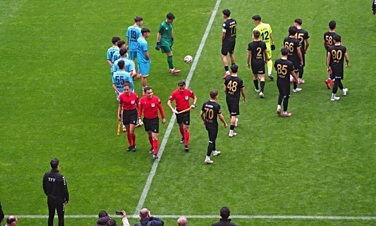 Ayrıntılar Netleşti: PFDK, 3. Lig'de ilk 2 maça çıkmayan Yeni Malatyaspor'u bir alt lige düşürdü: Gelişmeler T