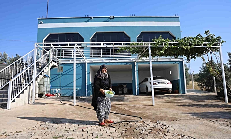 Ayrıntılar Netleşti: Reyhanlı'nın tek kadın emlakçısı, 'Vahit abi' diyenlere kadın olduğunu söylüyor ve Merak
