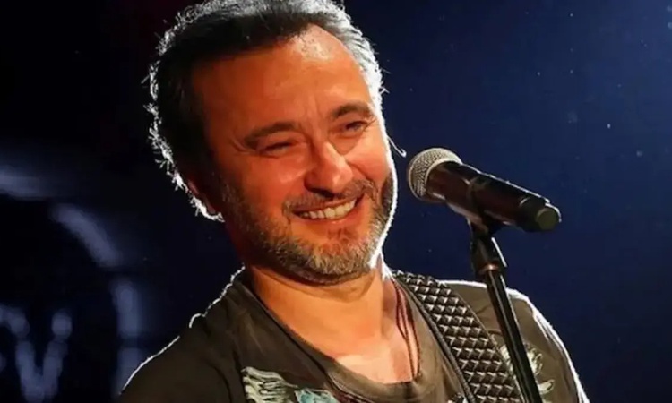 Ayrıntılar Netleşti: Şarkıcı Nevzat Doğansoy, Başakşehir'deki hastanede 57 yaşında yaşamını yitirdi