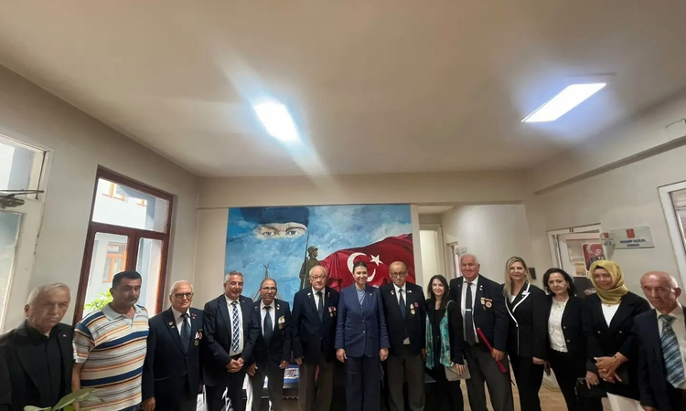 Ayrıntılar Netleşti: Seda Gören, Bandırma'da STK temsilcileriyle buluşup sorun ve talepleri dinledi