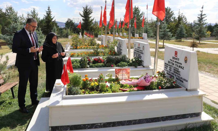 Ayrıntılar Netleşti: Şehit polis memuru Şeyda Yılmaz genç kızlara örnek oldu: Gelişmeler Takip Ediliyor