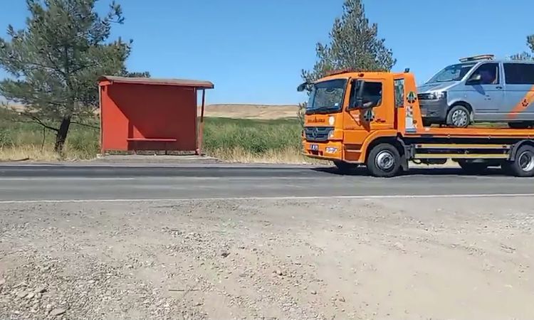 Ayrıntılar Netleşti: Sezgin Tanrıkulu'ndan Diyarbakır-Bismil yolu tepkisi: "Bu yol ne zaman bitecek?": Gelişme