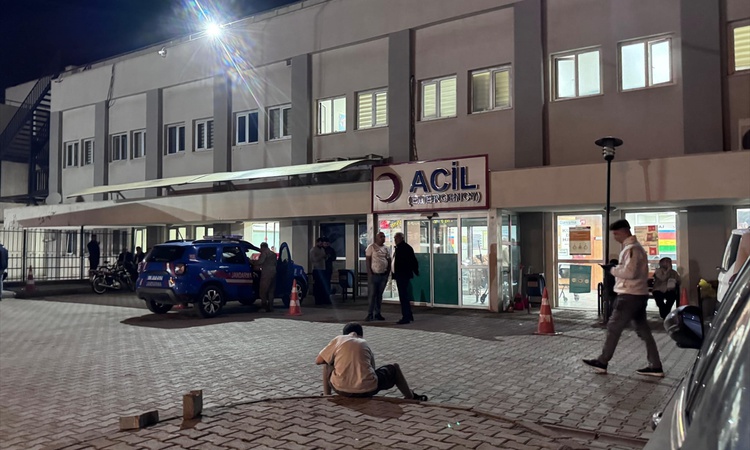 Ayrıntılar Netleşti: Siirt Kurtalan'da gıda zehirlenmesi şüphesiyle 19'u öğrenci 22 kişi hastaneye kaldırıldı: