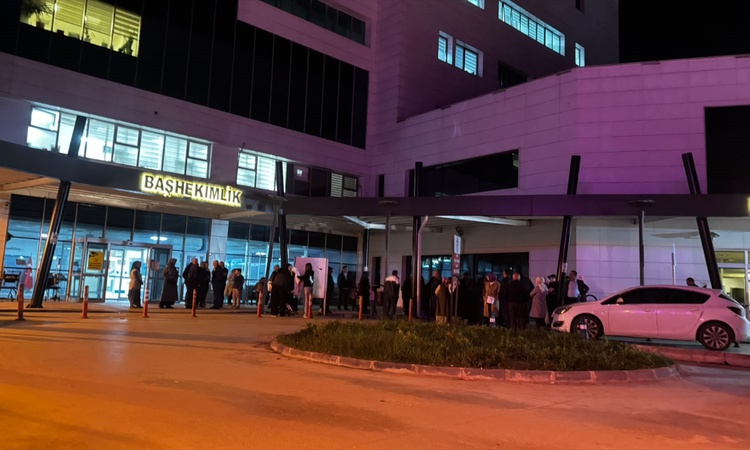 Ayrıntılar Netleşti: Sinop Boyabat'ta traktör yıkarken elektrik akımına kapılan genç yaşamını yitirdi ve Merak