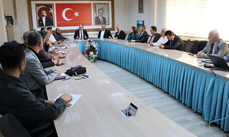 Ayrıntılar Netleşti: Sinop'ta 2026-2027 eğitim yılı için oyun temelli öğrenme planı tanıtıldı