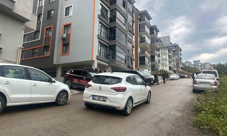 Ayrıntılar Netleşti: Sinop'ta yeni atanan genç polis memuru Zeytinlik Mahallesi'ndeki evinde ölü bulundu