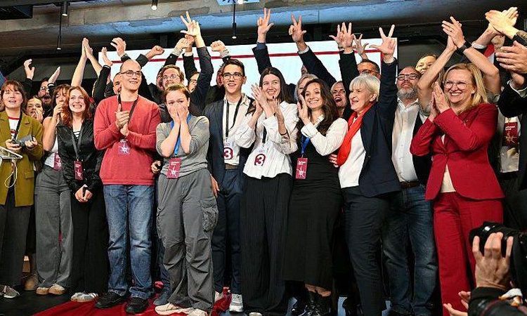 Ayrıntılar Netleşti: Sırbistan'da Öğrenci Listesi seçimi kazandı, Vucic'in 14 yıllık iktidarı bitti ve Merak E