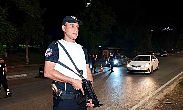 Ayrıntılar Netleşti: Suçlular kaçamadı, kural tanımayan sürücülere ceza yağdı: Gelişmeler Takip Ediliyor