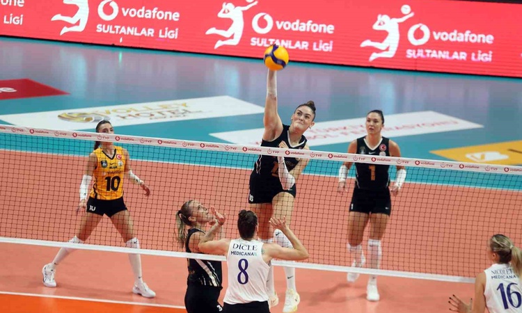 Ayrıntılar Netleşti: Sultanlar Ligi 3. haftada Aras Kargo, 2-0 geriden gelip Galatasaray Daikin'i 3-2 yendi