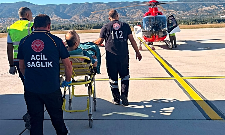 Ayrıntılar Netleşti: Tokat'ta ambulans helikopter sağlık personeli için havalandı | İşte Tüm Ayrıntılar
